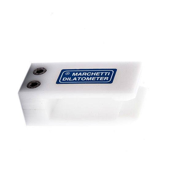 Clamp for closing DMT membrane